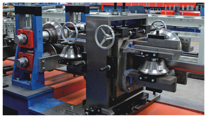 TF箱房型鋼生產(chǎn)線(xiàn)